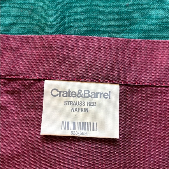 Crate&Barrel Strauss Burgandy Wine colored Napkins